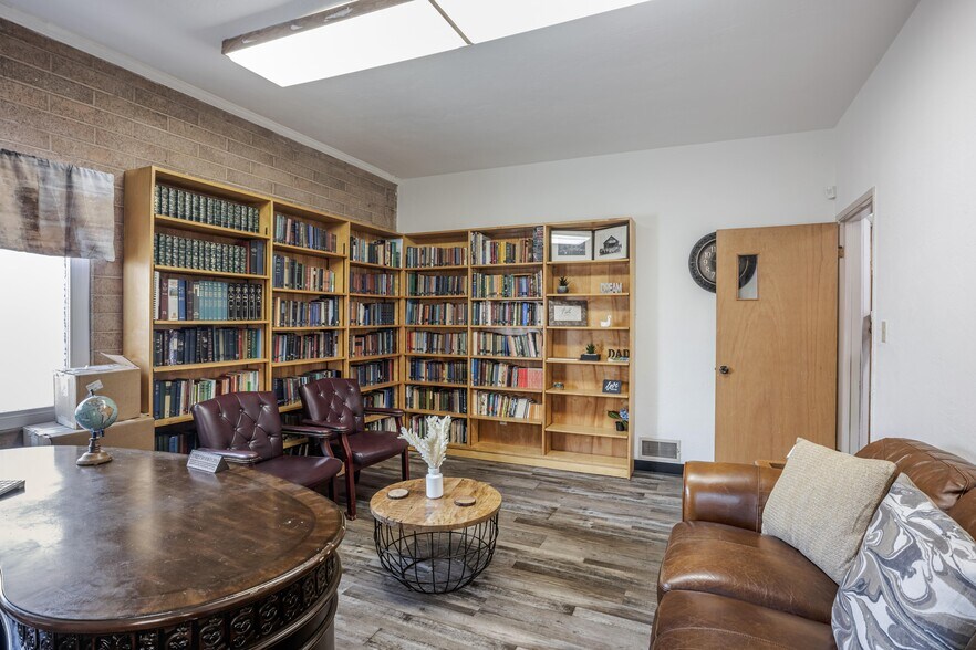 More Photos Of 4677 Tompkins Ave, Oakland Religious Facility For Sale