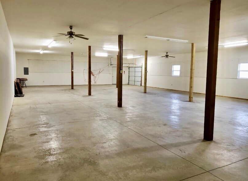 More Photos Of 104 N Orange St, Butler Freestanding For Sale