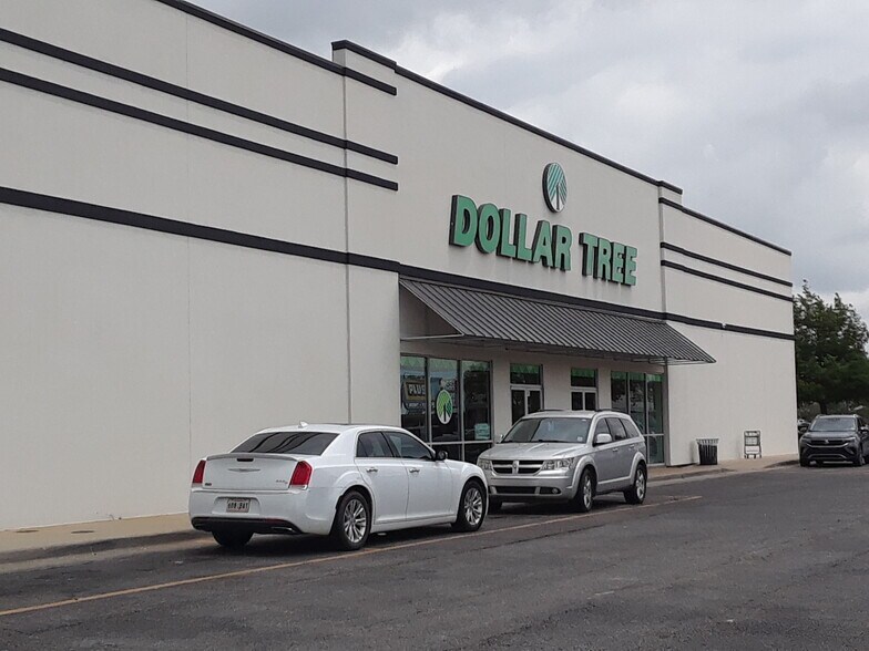 More Photos Of 2829 Derek Dr, Lake Charles Unknown For Lease