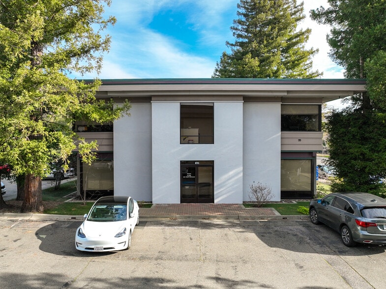 More Photos Of 890 Lamont Ave, Novato Office For Sale
