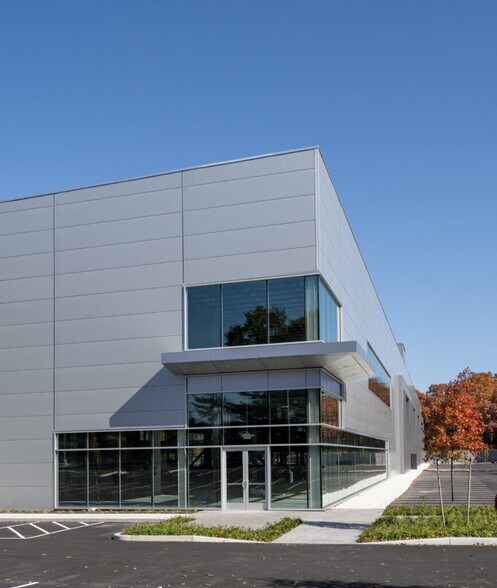 More Photos Of 44 Middlesex Tpke, Bedford Industrial For Sale