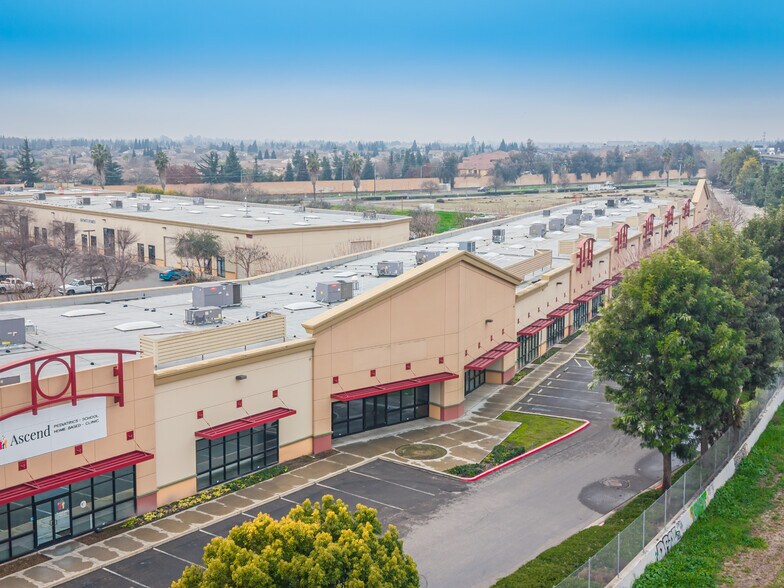 More Photos Of 1475 Moffat Blvd, Manteca Warehouse For Sale