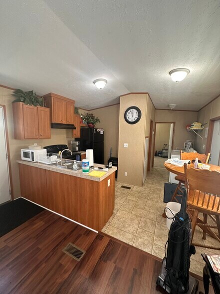 More Photos Of 30122 Three Notch Rd, Charlotte Hall Medical For Sale