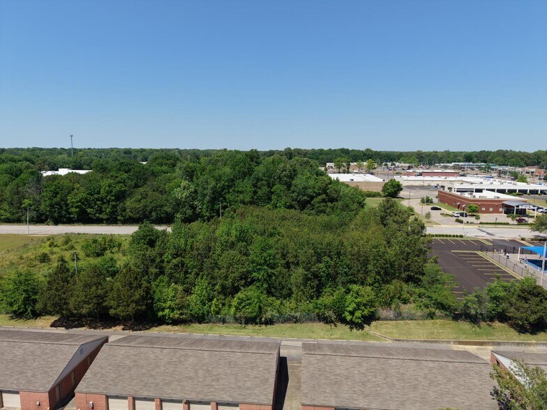 More Photos Of 0 English Towne Rd, Memphis Land For Sale