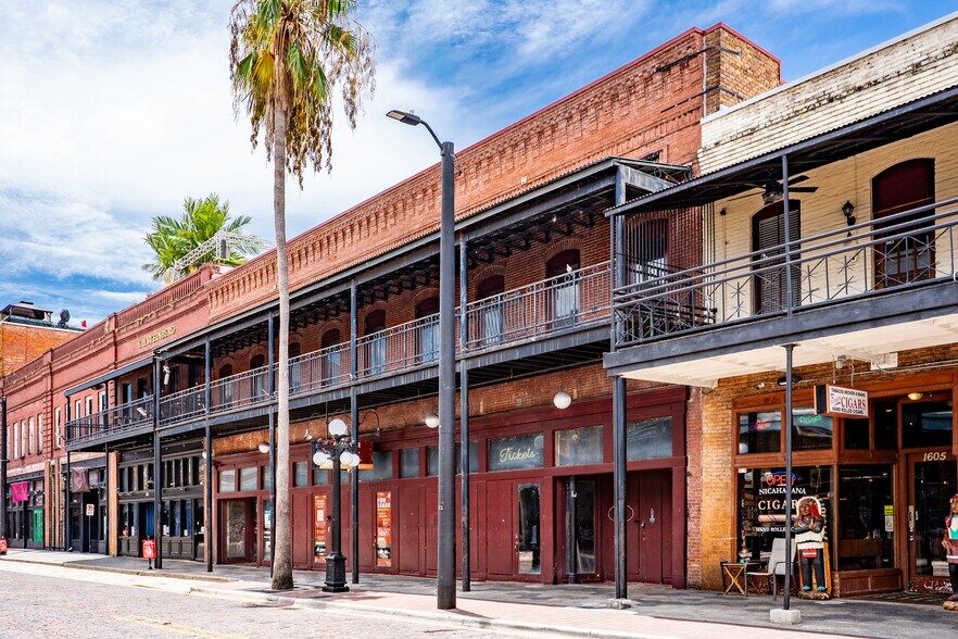 More Photos Of 1609 7th Ave, Ybor City Bar For Lease
