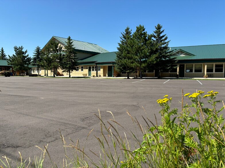 More Photos Of 501 Quadna Rd, Hill City Apartments For Sale