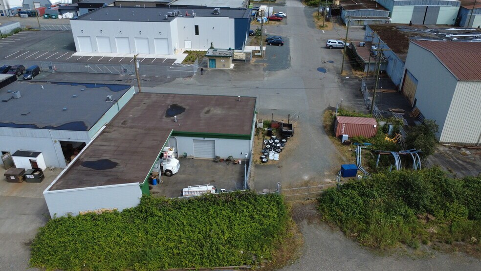 More Photos Of 46202 Fifth Ave, Chilliwack General Retail For Sale