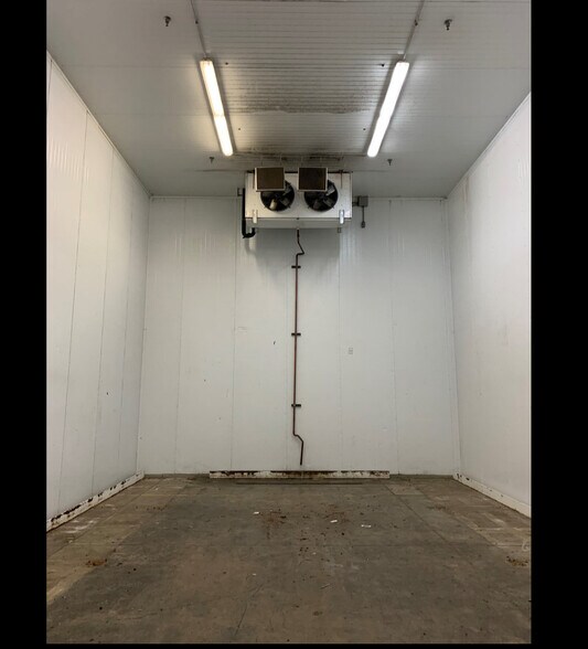 More Photos Of 6400 Broadway, Denver Warehouse For Lease