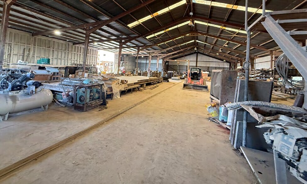 More Photos Of 646 Wallis Concrete Rd, Wallis Land For Sale