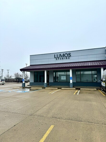 More Photos Of 405 Sagamore Pky S, Lafayette Storefront Retail Office For Lease