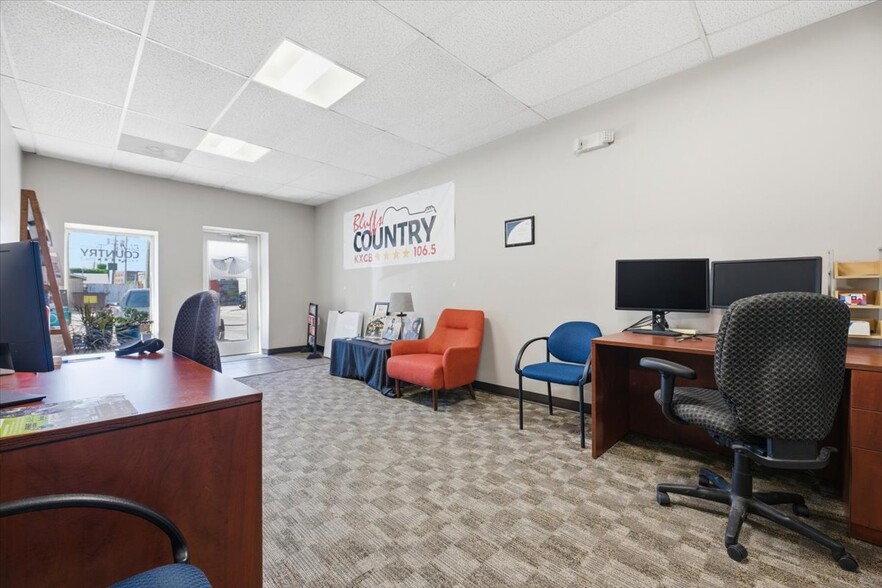 More Photos Of 600 S 4th St, Council Bluffs Office For Lease