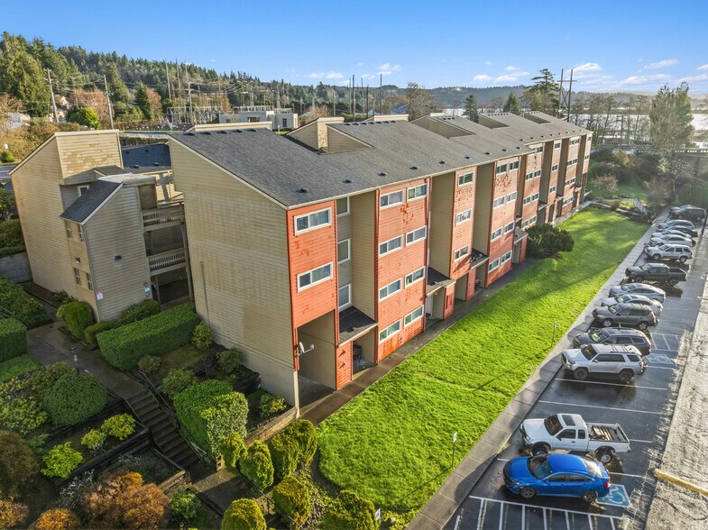 More Photos Of 1400 W Marine Dr, Astoria Apartments For Sale