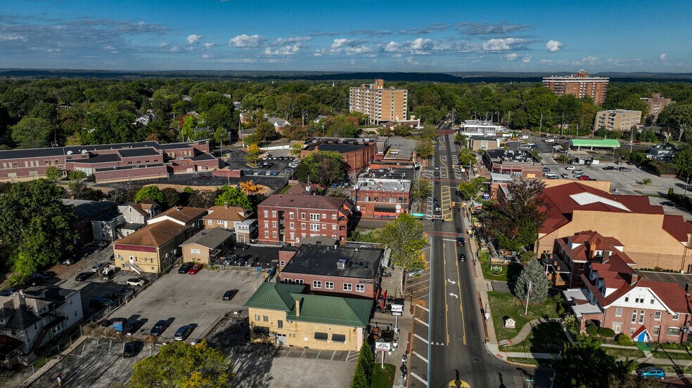 More Photos Of 780 W Market St, Akron Freestanding For Sale