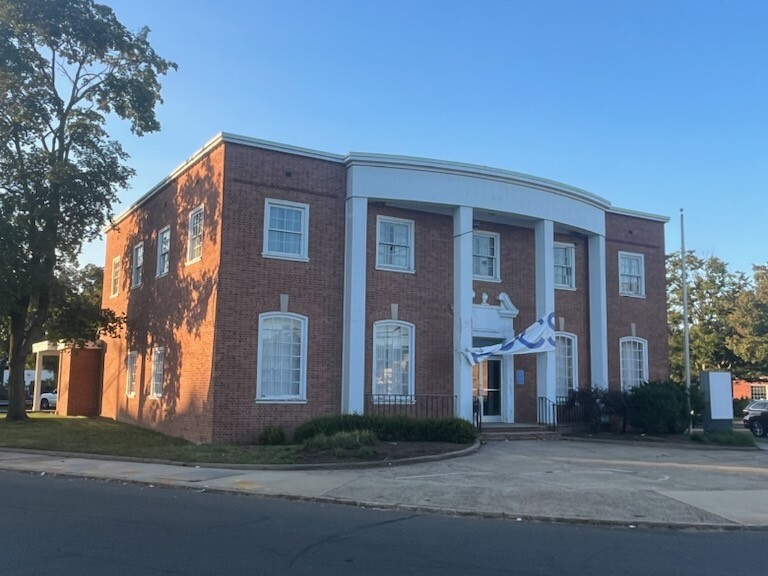 Primary Photo Of 20 Circular Ave, Hamden Office For Sale