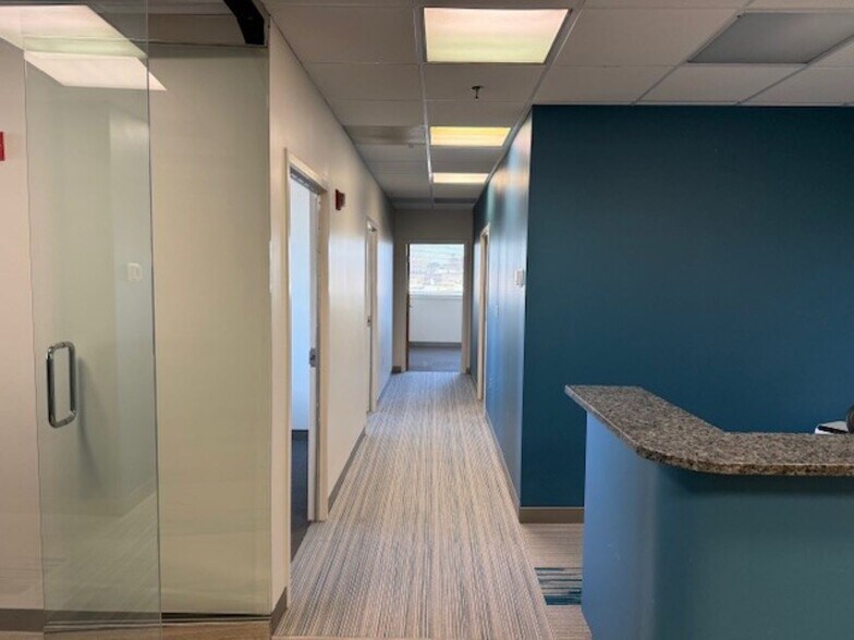 More Photos Of 115 Park St SE, Vienna Medical For Lease