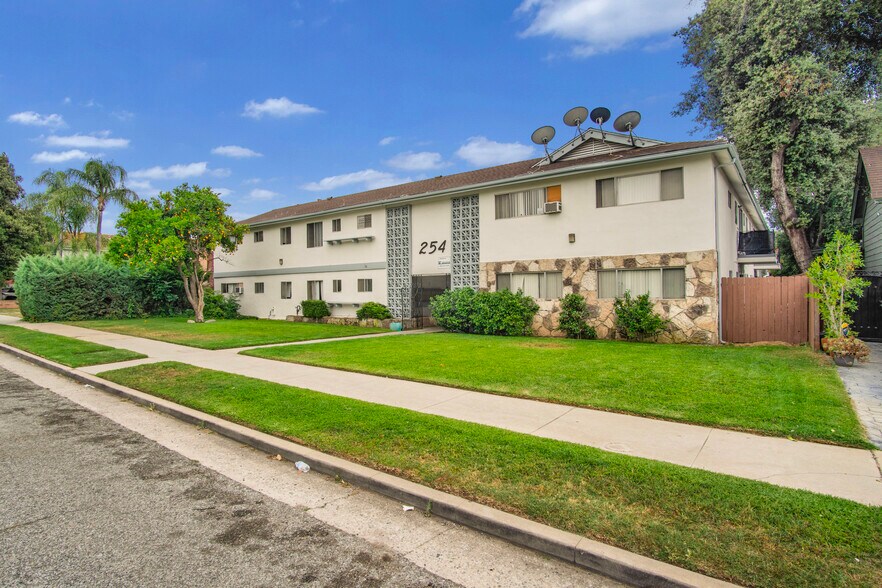 Primary Photo Of 254 W Dexter St, Covina Apartments For Sale