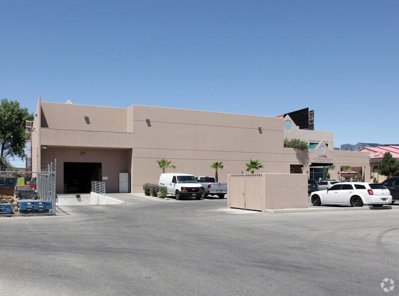 More Photos Of 3910 Graphic Center Dr, Las Vegas Warehouse For Lease