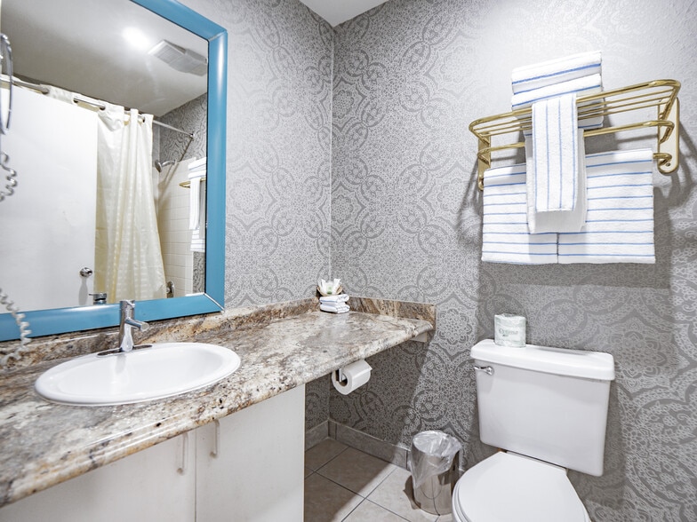 More Photos Of 2855 Fremont St, Las Vegas Hotel For Sale