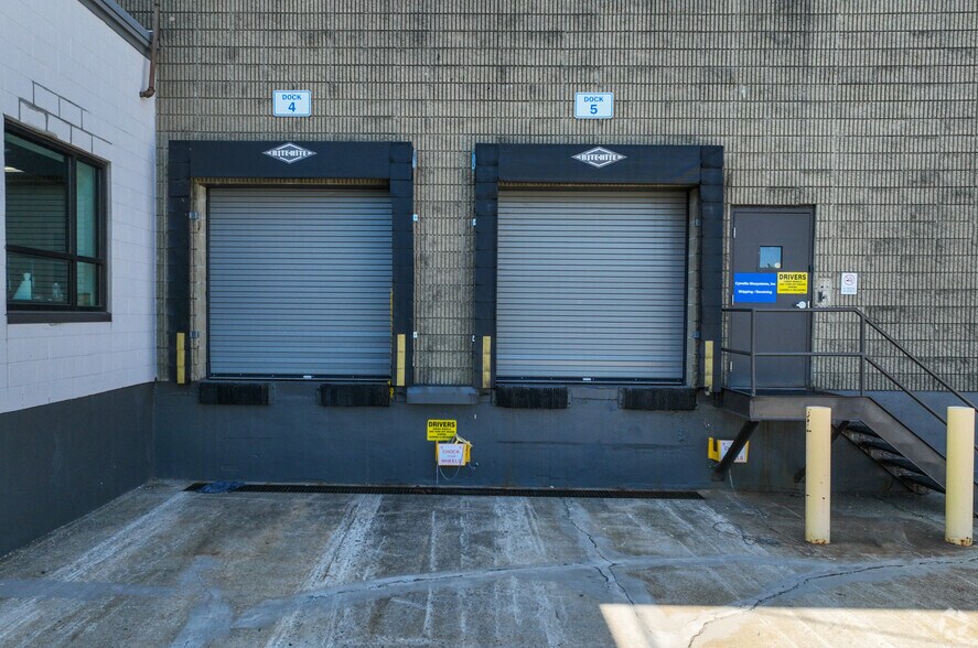 More Photos Of 34 Commerce Way, Woburn Research And Development For Lease