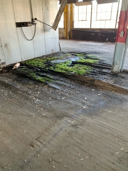 More Photos Of 36 Railroad Ave, Frewsburg Manufacturing For Lease