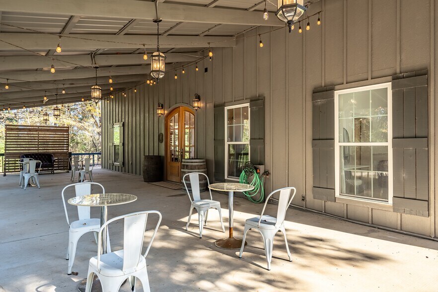 More Photos Of 980 County Road 1705, Jacksonville Lodge Meeting Hall For Sale