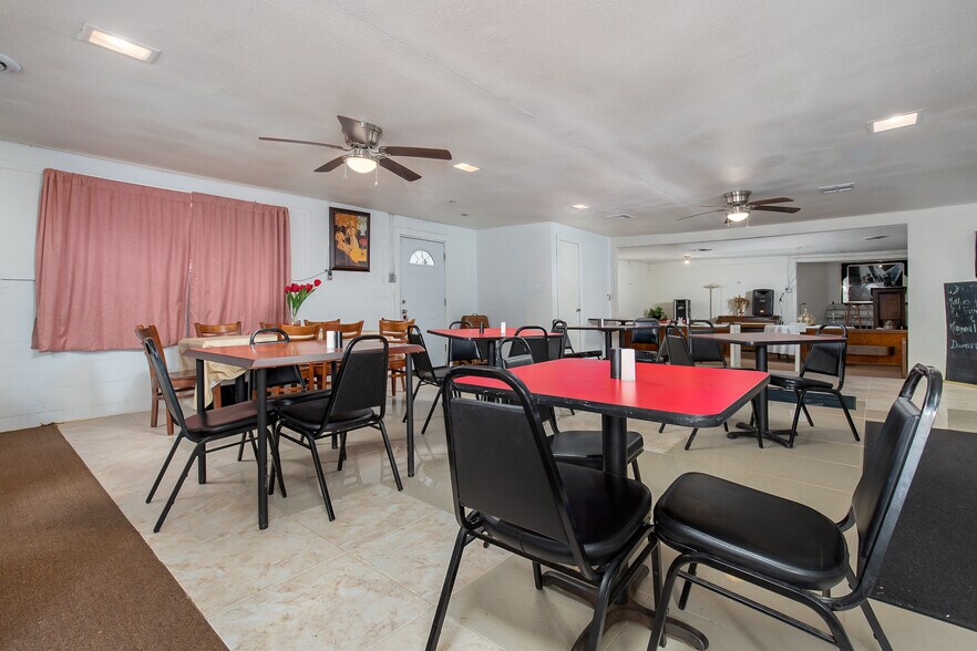 More Photos Of 8604 N Sooner Rd, Oklahoma City Restaurant For Sale