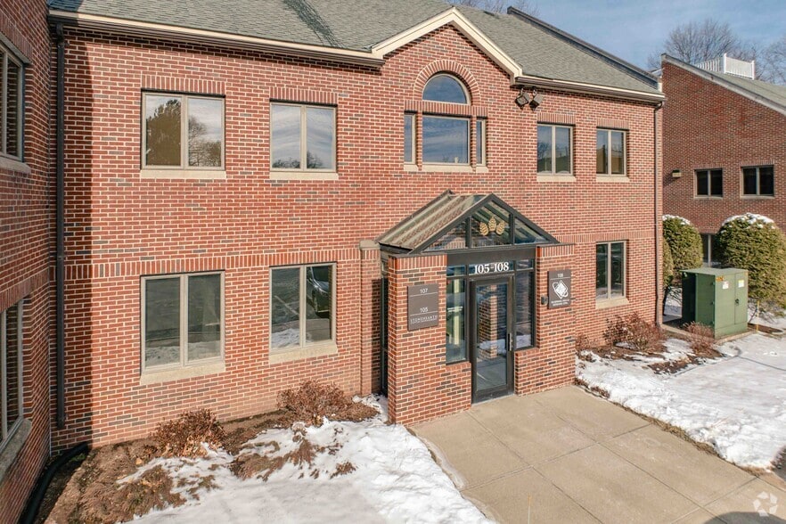 More Photos Of 100 Conifer Hill Dr, Danvers Office For Sale