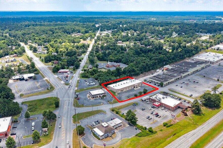 More Photos Of 3720 Bloomfield Village Dr, Macon-Bibb Storefront For Sale