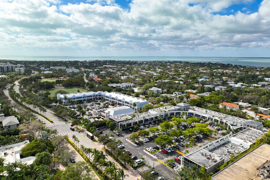 More Photos Of 260 Crandon Blvd, Key Biscayne Bank For Sale
