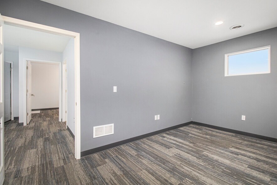 More Photos Of 9486 S Meridian Rd, Clarklake Light Manufacturing For Sale