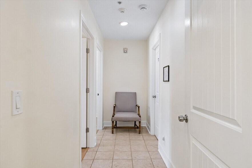 More Photos Of 2421 E Cairo Dr, Tempe Healthcare For Sale