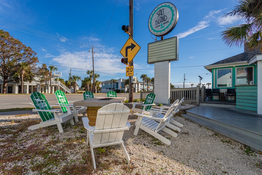 More Photos Of 101 Lovell Ave, Tybee Island Restaurant For Sale