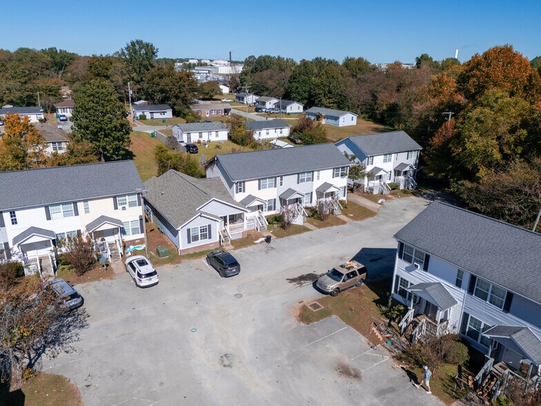 More Photos Of 120 Cloverdale St, Jackson Multifamily For Sale