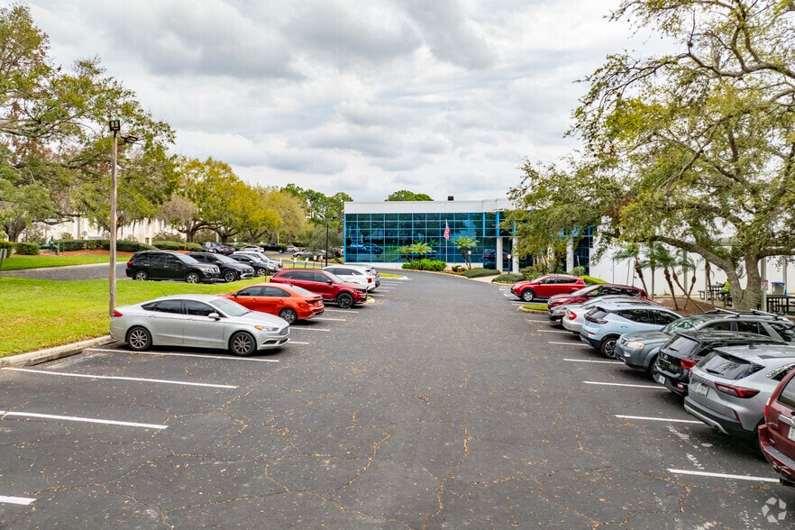 More Photos Of 2727 Interstate Dr, Lakeland Distribution For Sale