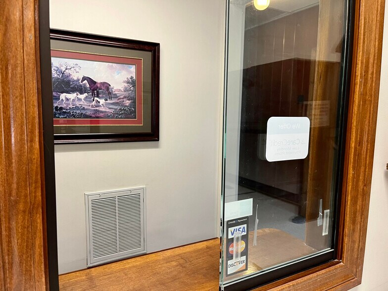 More Photos Of 350 5th Ave, Huntington Medical For Sale