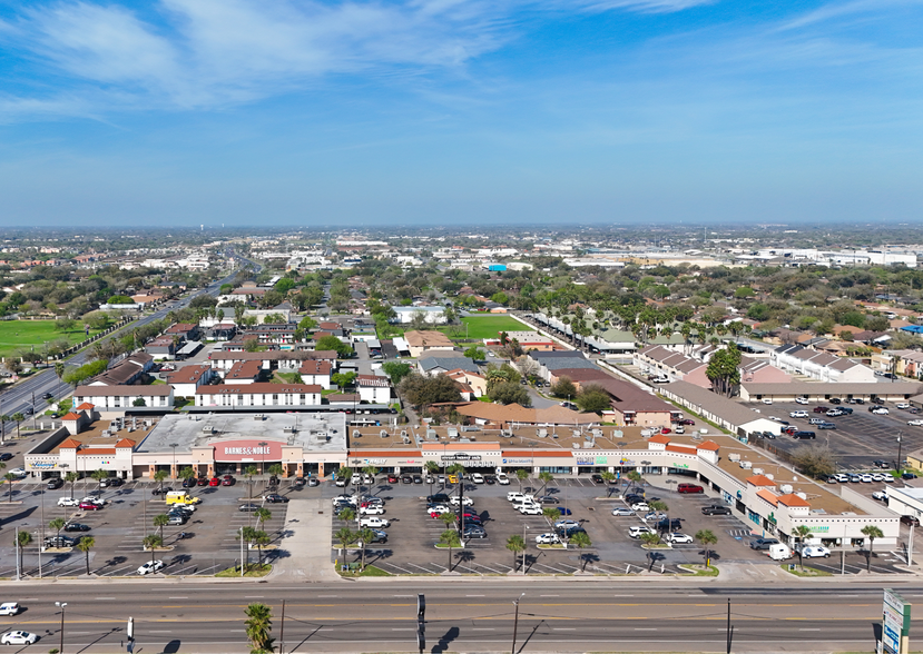 Primary Photo Of 4119 N 10th St, McAllen Storefront For Lease