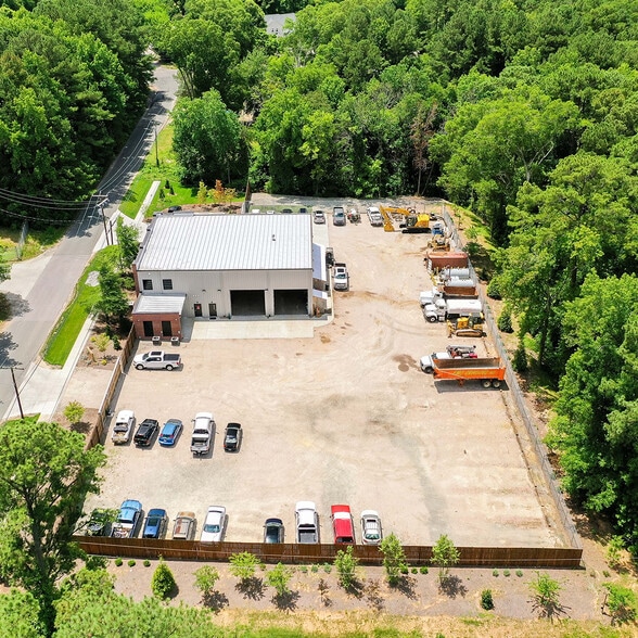 More Photos Of 608 S Hoover Rd, Durham Flex For Lease