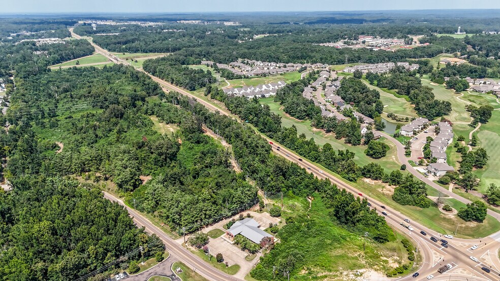 More Photos Of 1487 Belk Blvd, Oxford Office For Sale