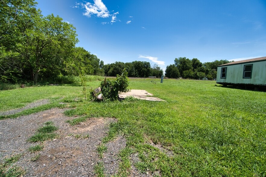 More Photos Of 400 S Front St, Noble Manufactured Housing Mobile Home Park For Sale