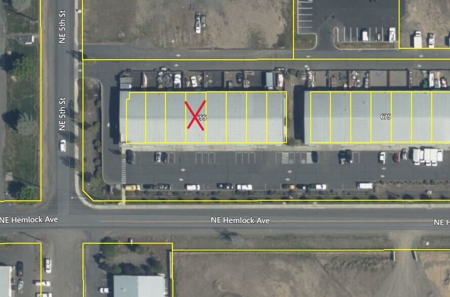 Primary Photo Of 555 NE Hemlock Ave, Redmond Industrial For Lease
