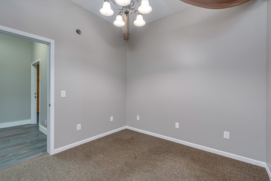 More Photos Of 708 James St, Clayton Office For Sale