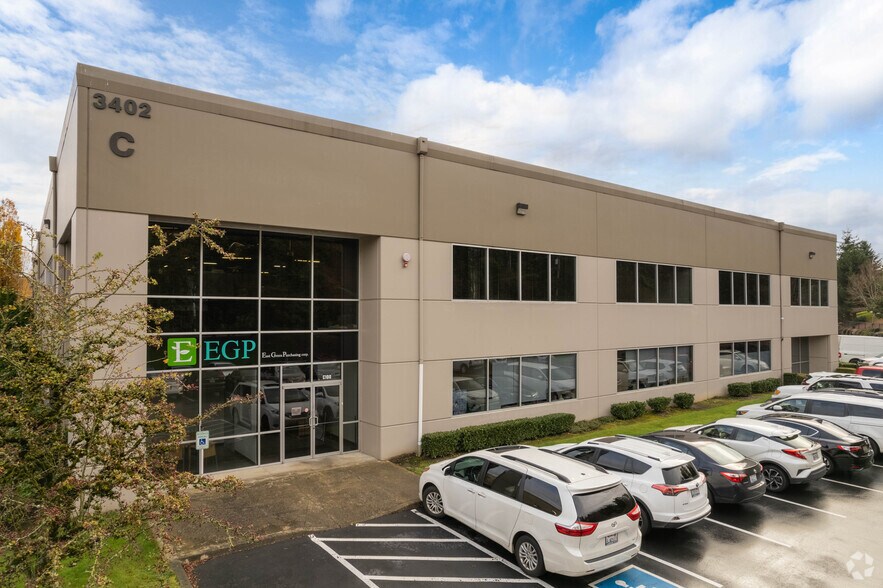 More Photos Of 3402 W Valley Hwy N, Auburn Warehouse For Lease