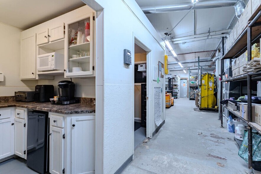 More Photos Of 234 Cedar St, Tigerton Supermarket For Sale