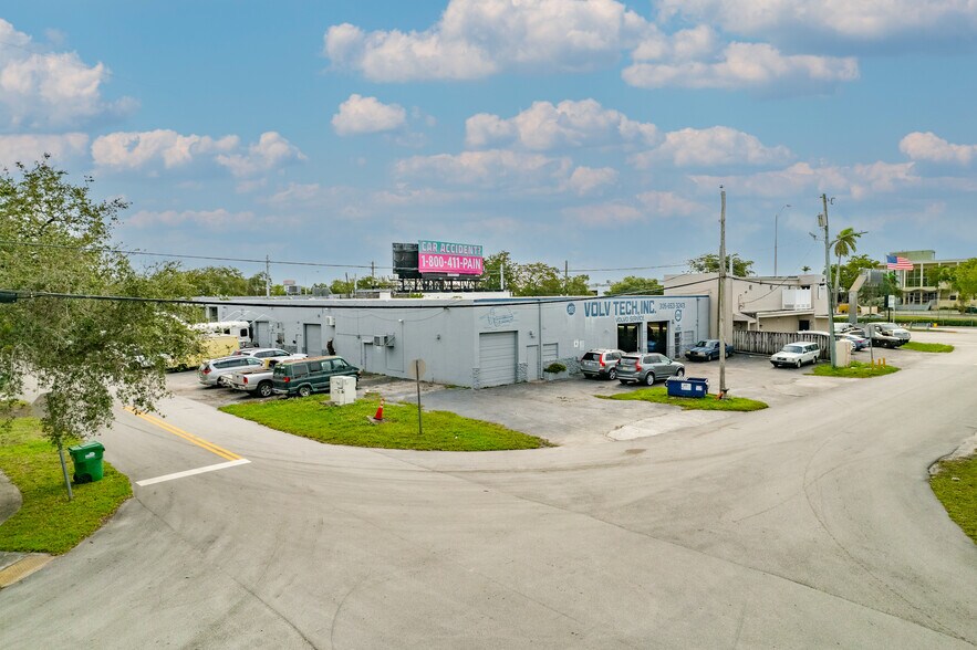 More Photos Of 18331 NE 1st Ave, Miami Industrial For Sale