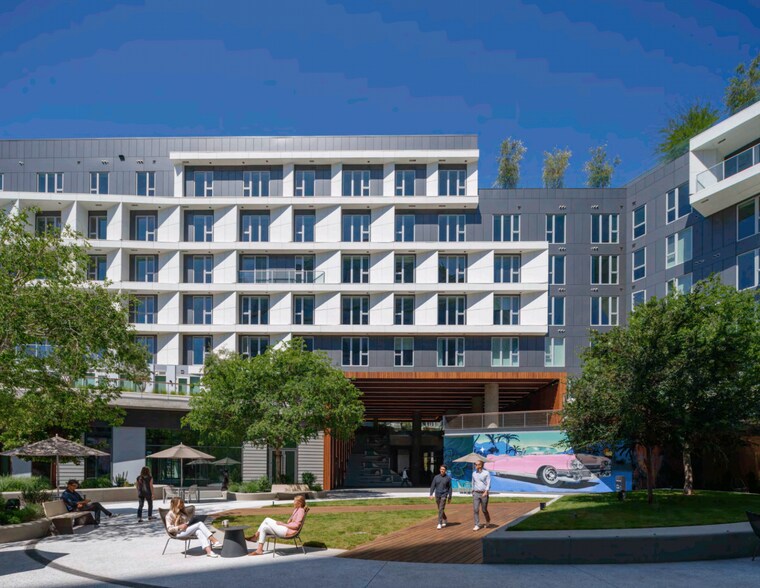 More Photos Of 12121 W Olympic Blvd, Los Angeles Apartments For Lease