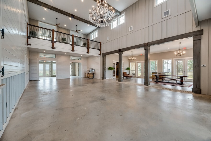 More Photos Of 955 Jack Eastham, Avalon Land For Sale