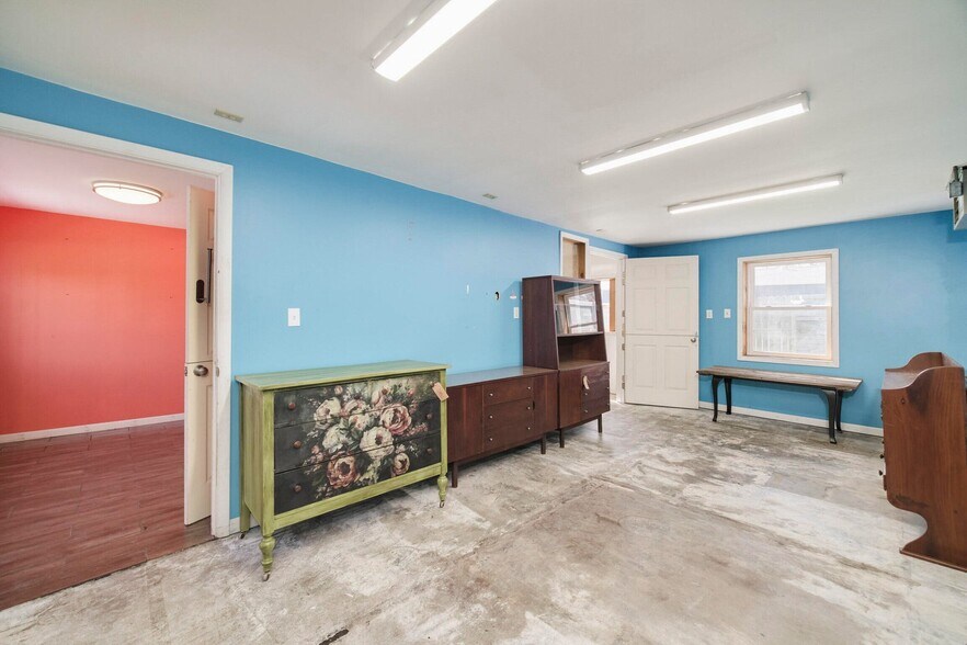 More Photos Of 4990 Main St, Onekama Freestanding For Sale