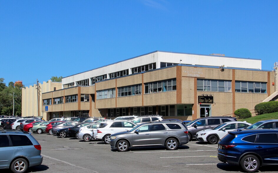 More Photos Of 45 S Route 9W, West Haverstraw Unknown For Lease