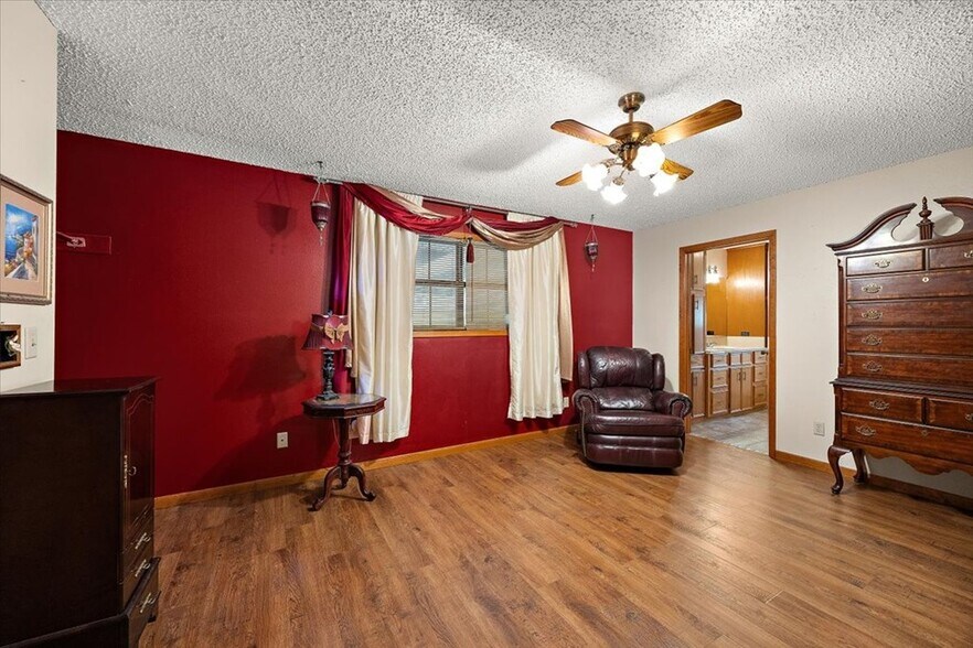 More Photos Of 155 Country Craft Rd, Lufkin Apartments For Sale
