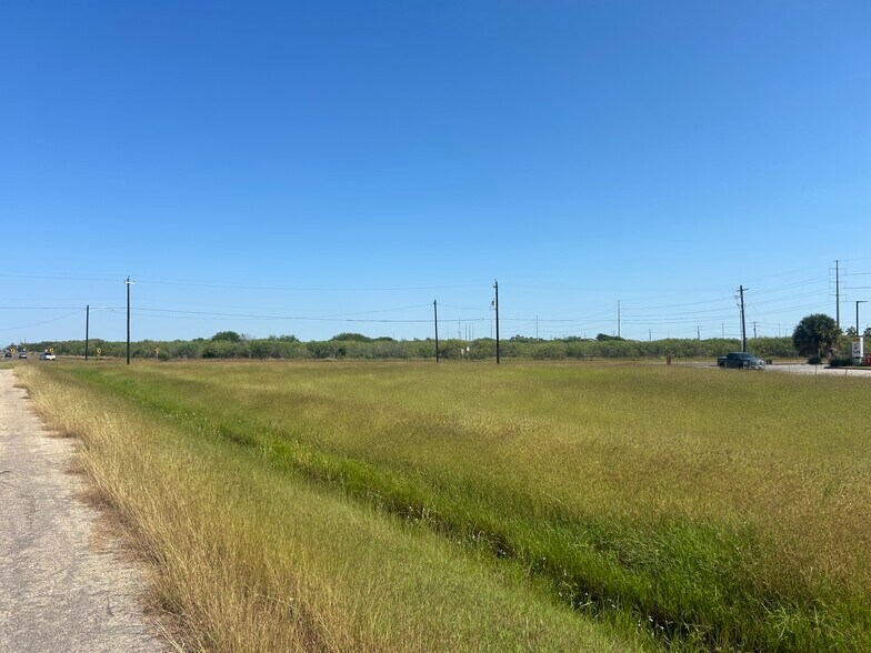 More Photos Of 3809 Rodd Field Rd, Corpus Christi Land For Sale